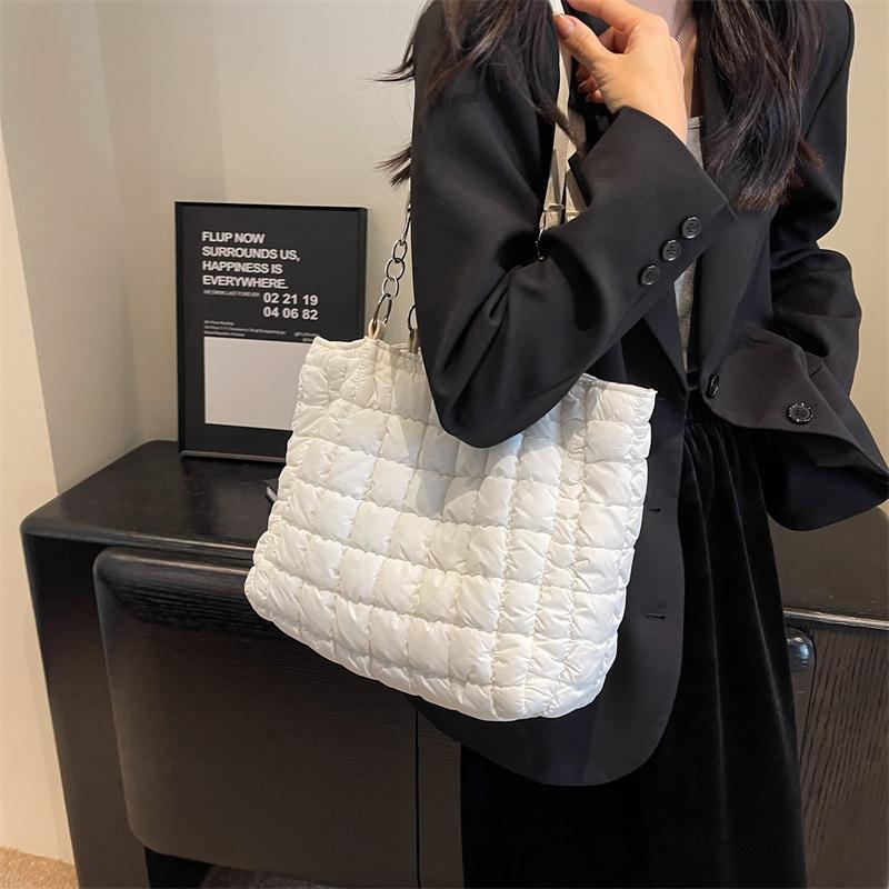 Rauten Stickgarn Wolkenbeutel Daunen Baumwollkleidertasche Lässig Plissiert Große Kapazität Tragbare Tote Schulter Damentasche