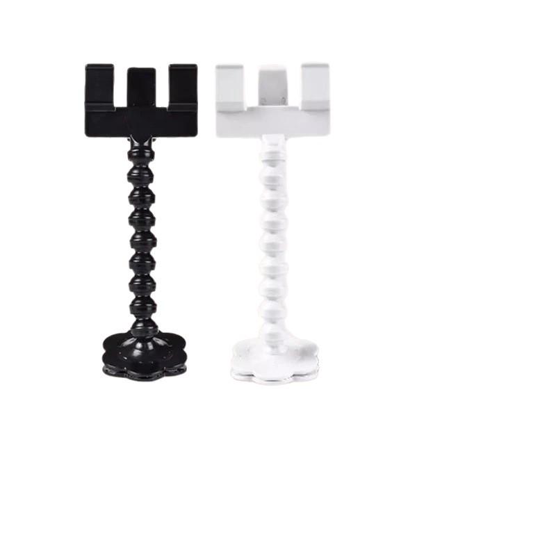 Cat & Dog Selfie Stick Toy: Pet Photo Attracting Mirror with Newcomer Discount