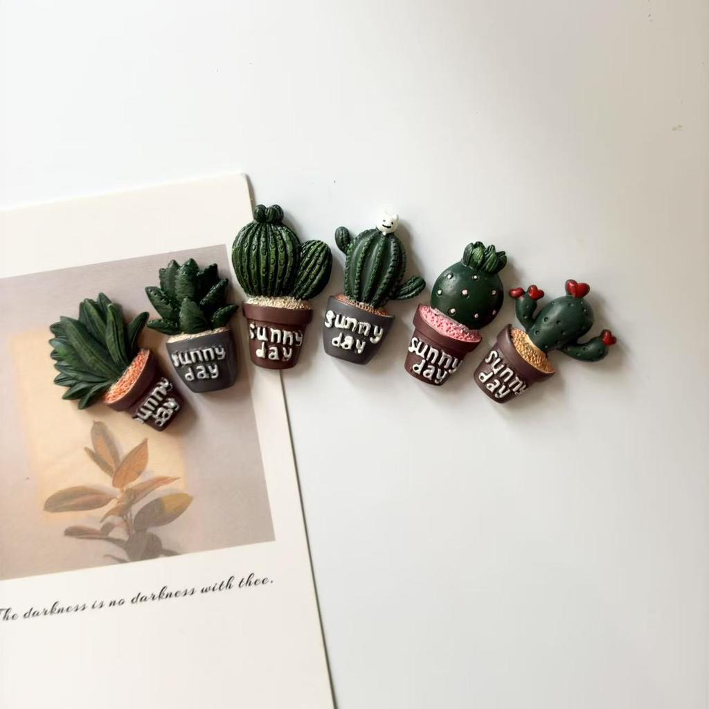 Mini Cactus Potted Plant Resin Fridge Magnet Home Decoration Magnet Photo Fixing Magnet