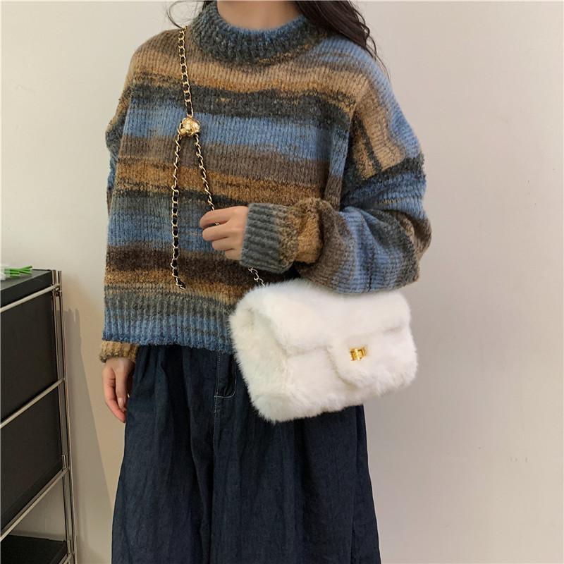 

Новая осенне-зимняя пушистая квадратная сумка женская в иностранном стиле плюшевая сумка на плечо с замком универсальная пушистая сумка сумка-мессенджер на цепочке белый