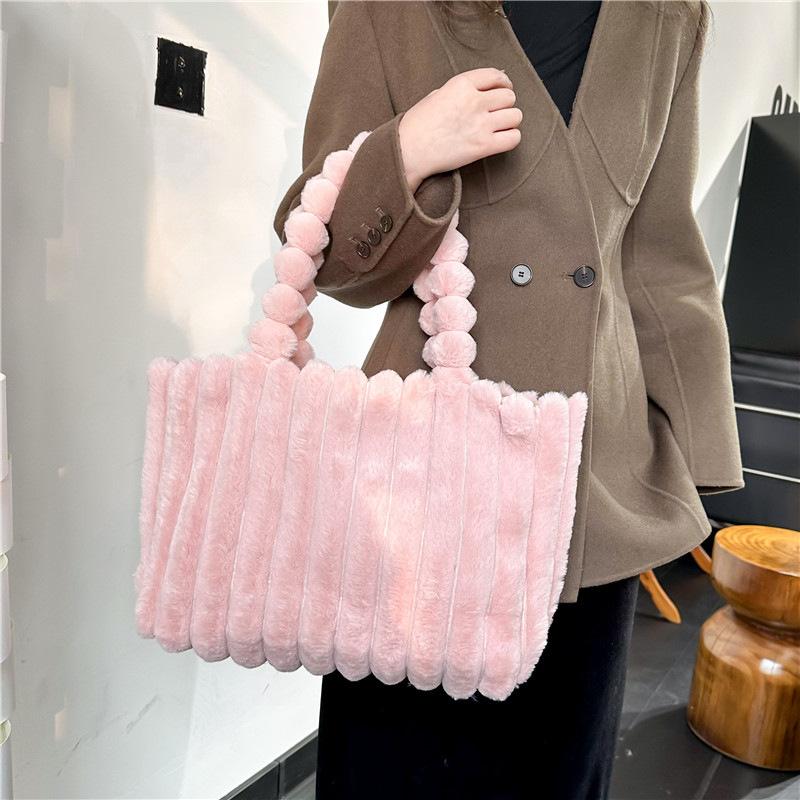 Autumn and Winter Large-capacity Plush Bag, Women's Single-shoulder Tote Bag, Class and Commuting Plush Tote Bag