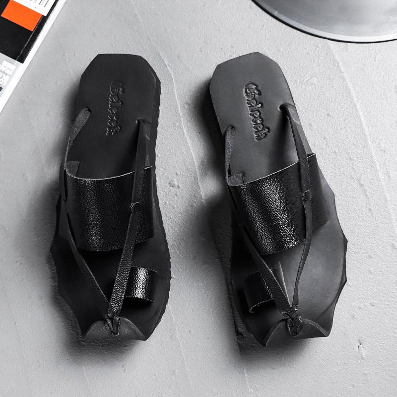 Sommer Herren Hausschuhe personalisiert vielseitig schwarz koreanische Version trendige Strand Römersandalen Herren 2025 Zehensandalen