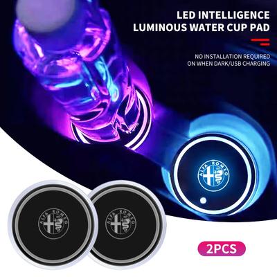 Bunte universelle LED-Auto-Getränkehalter-RGB-Lichtmatte für Giulia Giulietta 156 159 147 Mito Stelvio Sportiva GT