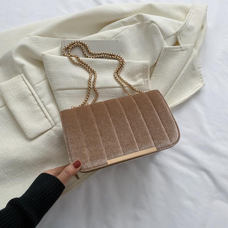 

Spring new small bag women s fashion simple chain small square bag casual commuting shoulder messenger bag women s bag хаки