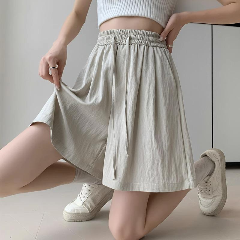 

Ice Silk Women s Summer Sports Shorts - Petite, Elastic Waist, Slimming, Loose Wide Leg, Five-Point Pants 2XL (126-145 jin)