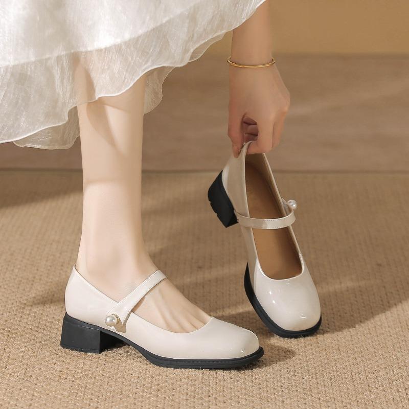 Single shoes retro Mary Jane single shoes women's round head patent leather high thick heel small leather shoes