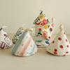1PC Cute Cartoon Oven Mitts Triangle  Cotton Baking Insulation Microwave Heat Resistant Non-slip Gloves Handschoen Hand Clip