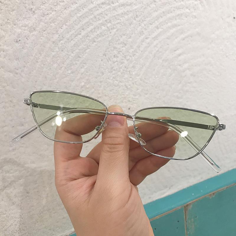 Ultralight Small Square Frame Sunglasses Women Popular Luxury Designer Metal Eyeglasses Outdoor Travel UV protection Eyewear