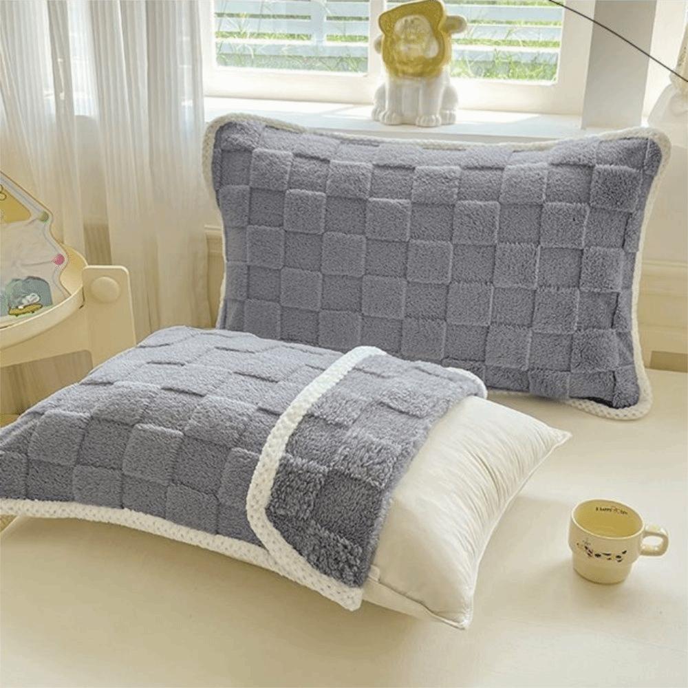 2 pieces Coral Fleece Pillow Cover Plush Cushion Cover Durable Grid Jacquard Pillowcases Winter