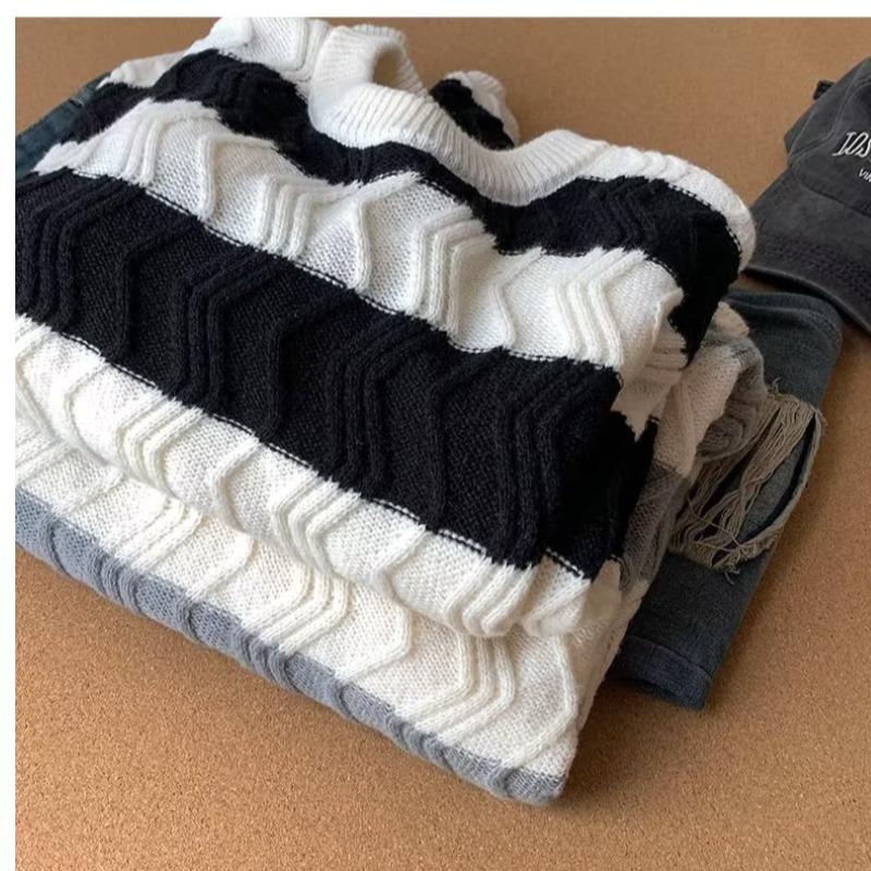 Men's Retro Striped Crew Neck Sweater - Autumn/Winter Loose Fit Knitwear in Plus Size