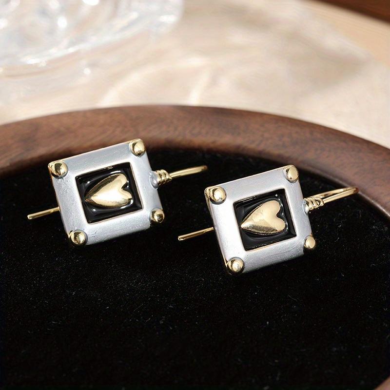 New Vintage Square Hand Carved Heart-shaped Pendant Earrings for Women  Exquisite Date Banquet Jewelry Accessories Crafts