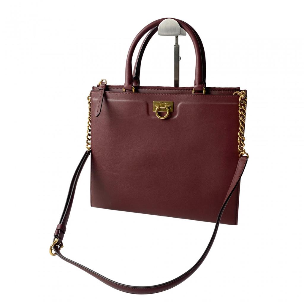 Used Salvatore FerragamoShoulder Bag Bordeaux leather Women