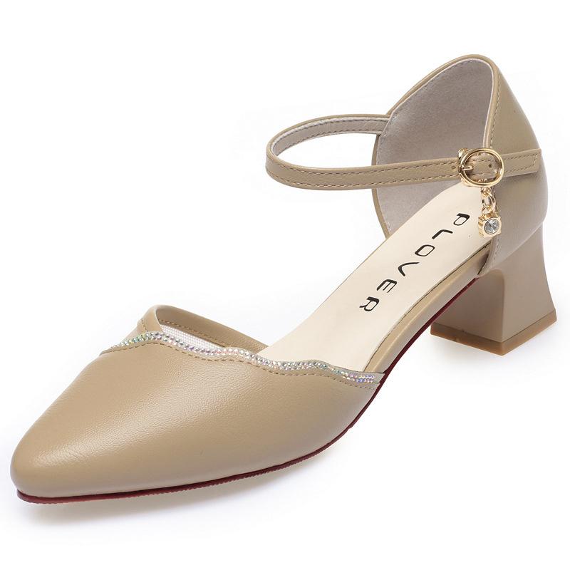 

Весна Осень Новый Стиль Моды Мягкая Кожа Заостренный Квадратный Каблук Женские Туфли Мелкий Носок Пряжка Стразы Туфли 41(Foot25.5cm)