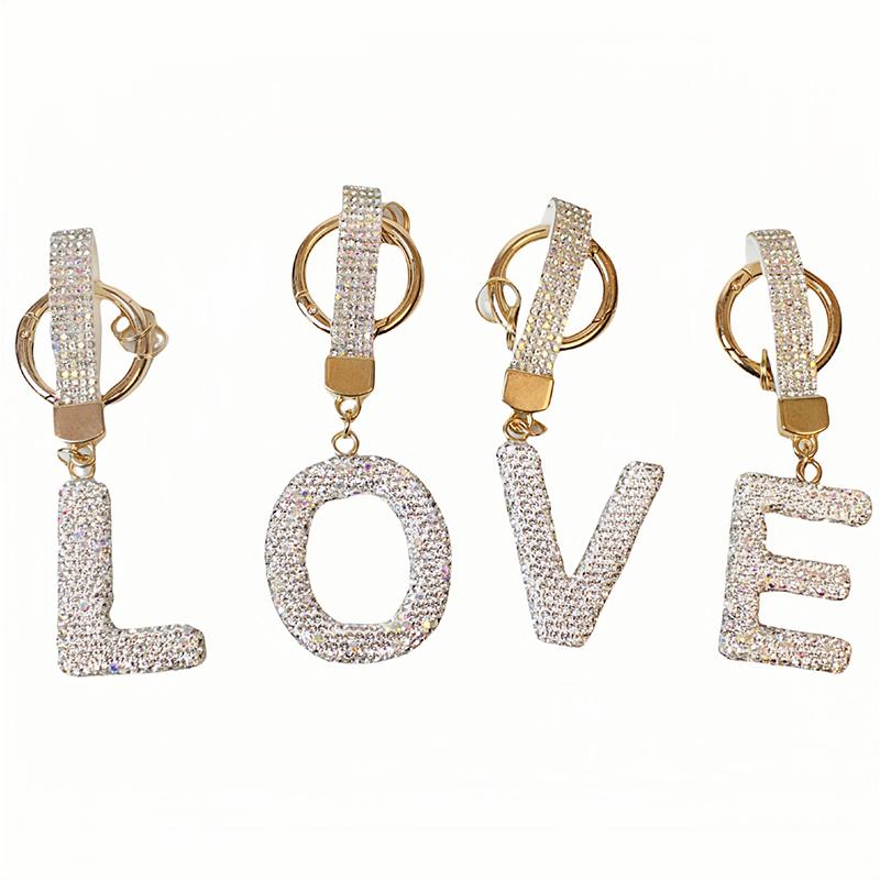 1PC Keychains Ideal Gift Letter Design Bling Key Ring Accessory Full Rhinestone Design Lucky Pendant 26 Alphabet Letters