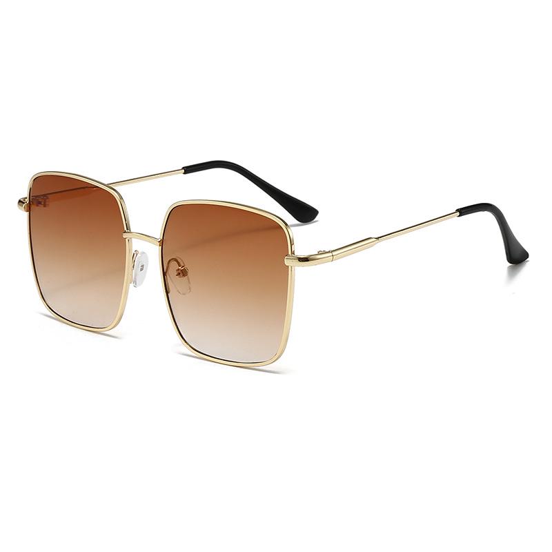 Korean Style Retro Metal Frame Large Square Sunglasses - Anti-UV Celebrity Trend