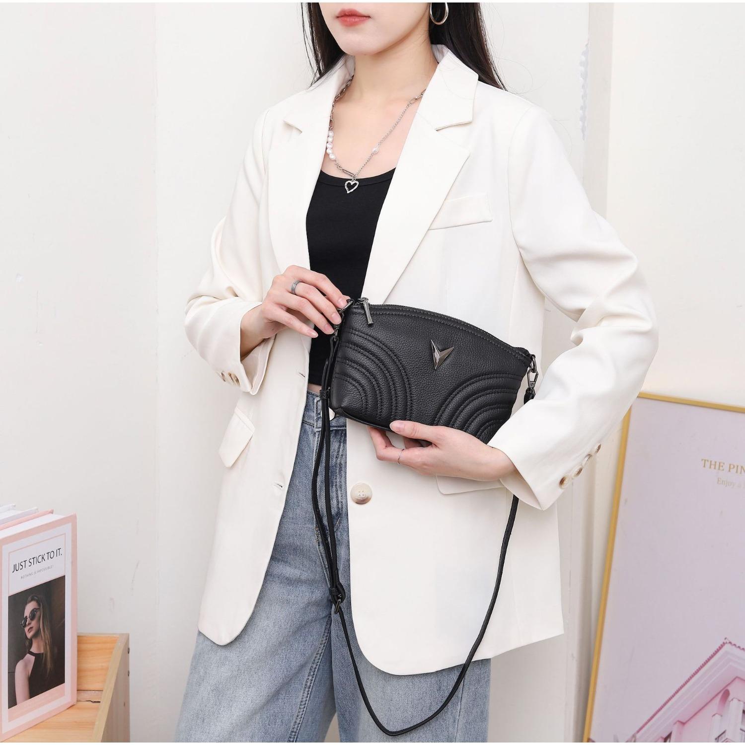 

Сумка из коровьей кожи Кроссбоди Горизонтальная Сумка-ракушка Популярная Милая Дамская Сумка На плечо Практичная Портативная Кожаная Сумка Мягкая Кожаная Сумка чёрный