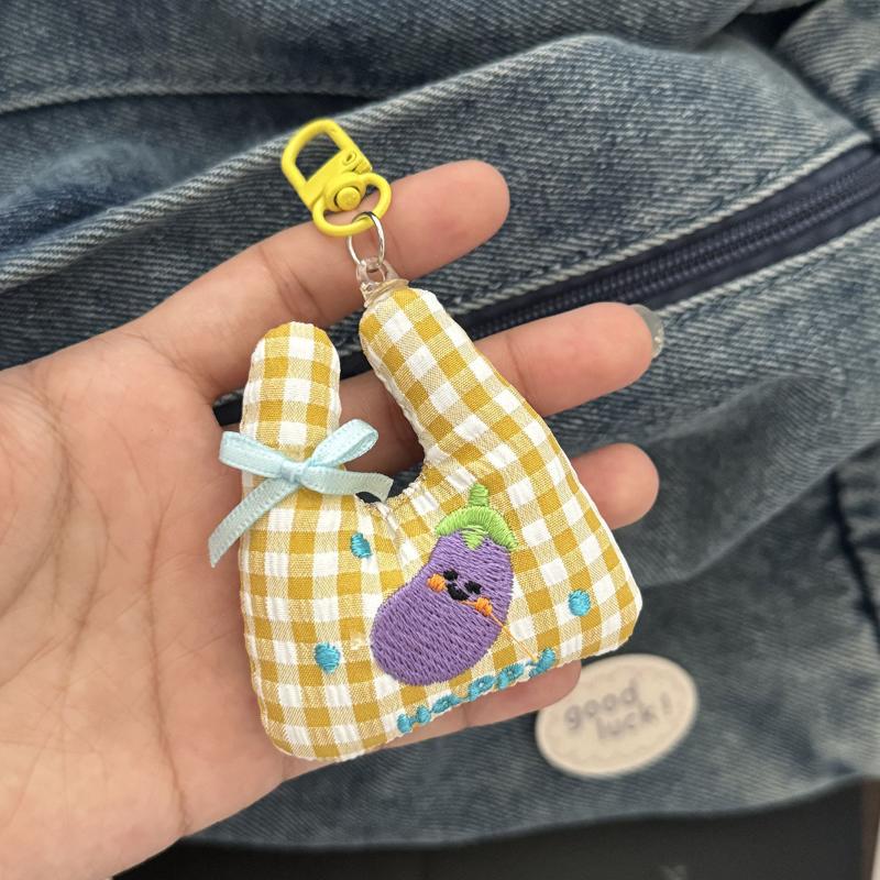 Cute Mini Vegetable Shopping Bag-Shaped Keychain With Cartoon Embroidery For Backpack Decoration And Daily Use