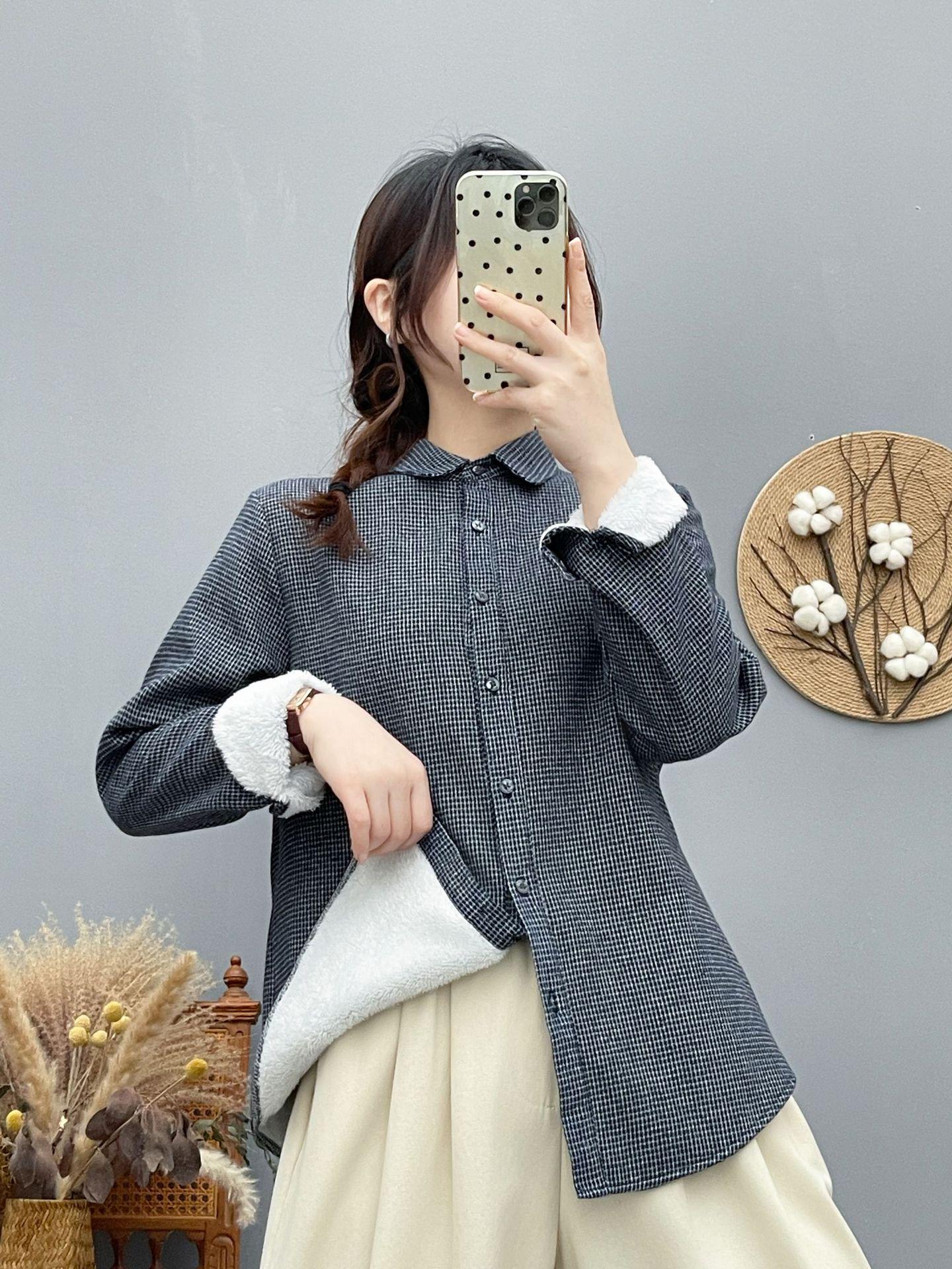 

Women s Retro Plaid Plush Long-Sleeve Cardigan Shirt - 2025 Autumn/Winter Collection Medium