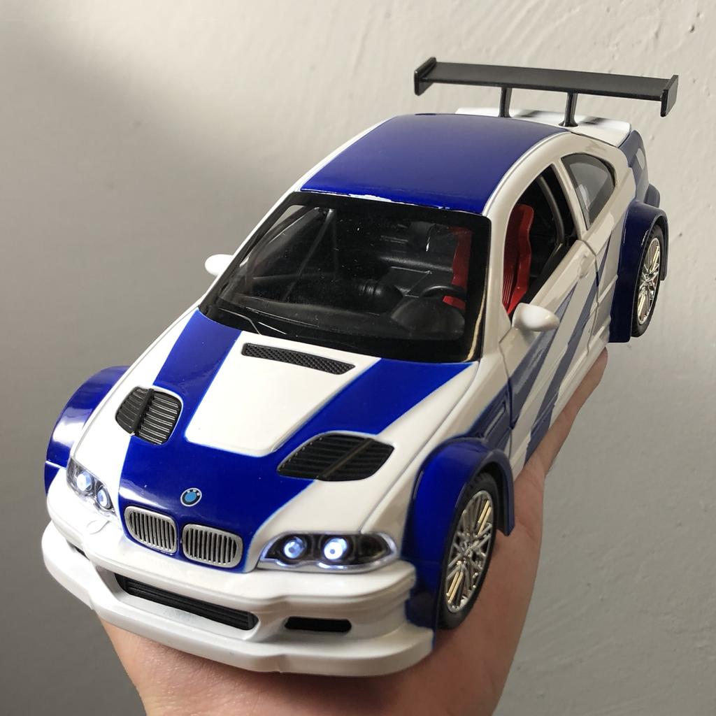1:24 BMW M3 GTR E46 Performance Road Racing Liga Metálica Diecast Modelo de Carro Casa Tendência & Ornamento de Exibição de Mesa Presentes de Aniversário