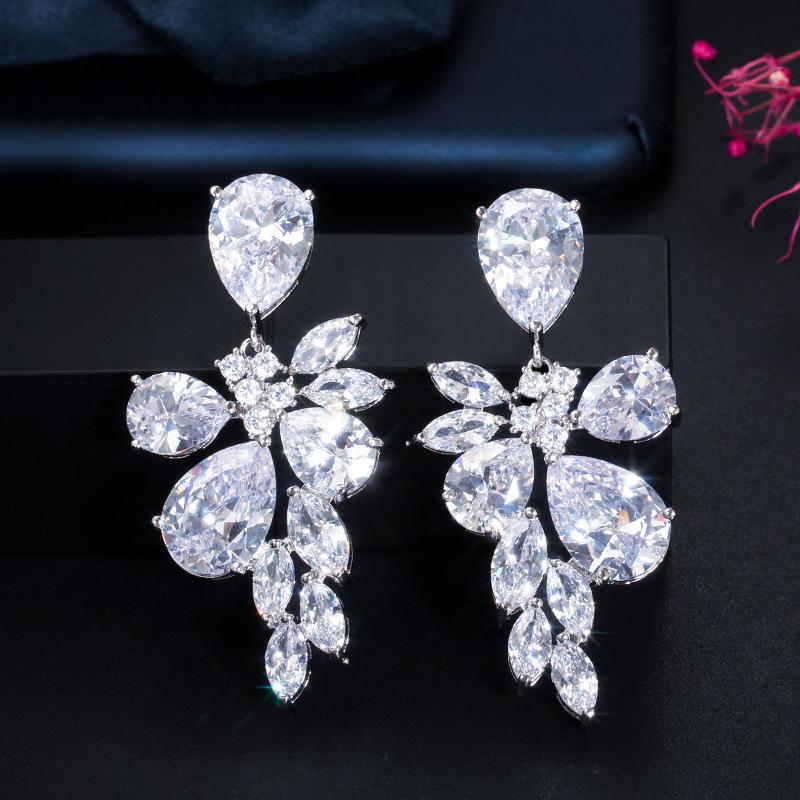 Exquisite Temperament, Super Flash Horse Eye Zircon Earrings, Ice-Shaped Flower Pendant Earrings, Can Be Mixed In Batches