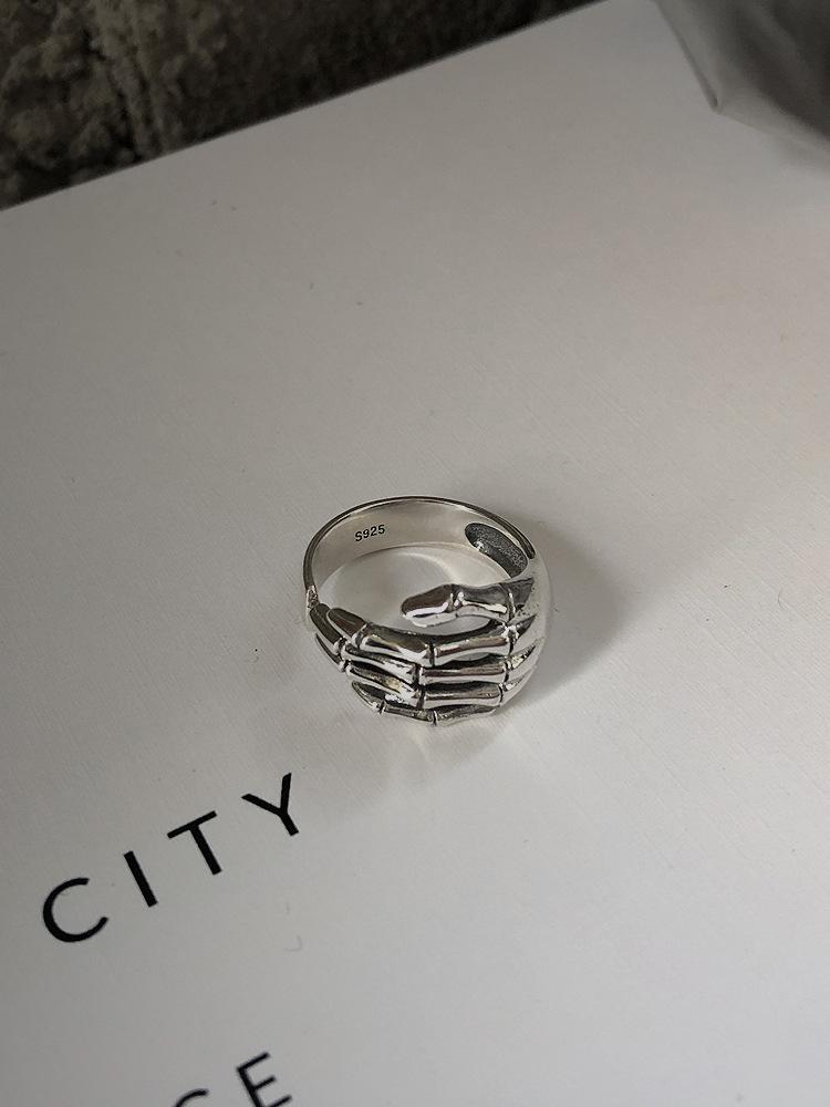 Adjustable Women s Retro Dark Skull Ring – Trendy Open Finger Fashion Accessory Open Adjustable
