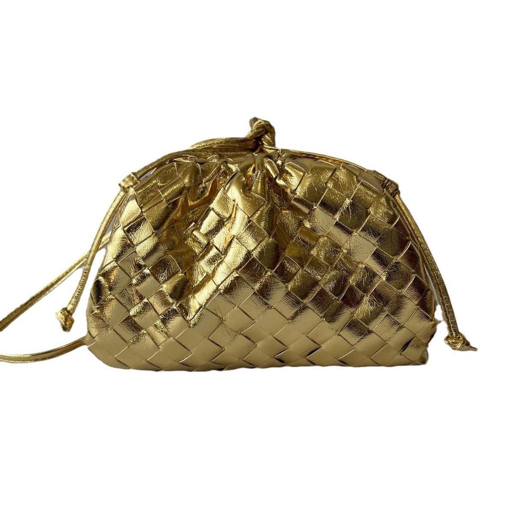 DIVANI 2026 Woven Cloud Bag - Trendy Handheld & Shoulder Messenger Bag