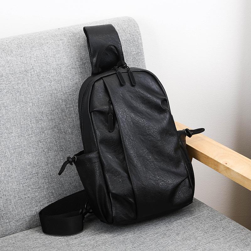 

Trendy leather texture shoulder bag sports large capacity chest bag cycling crossbody bag waterproof chest bag vintage style чорний