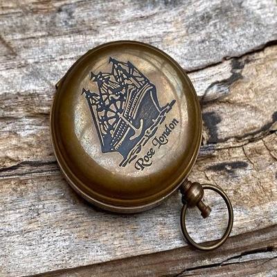 Handmade  Style  Replica Nautical Brass Compass Navigational Pirate Pocket Compass Maritime Collection