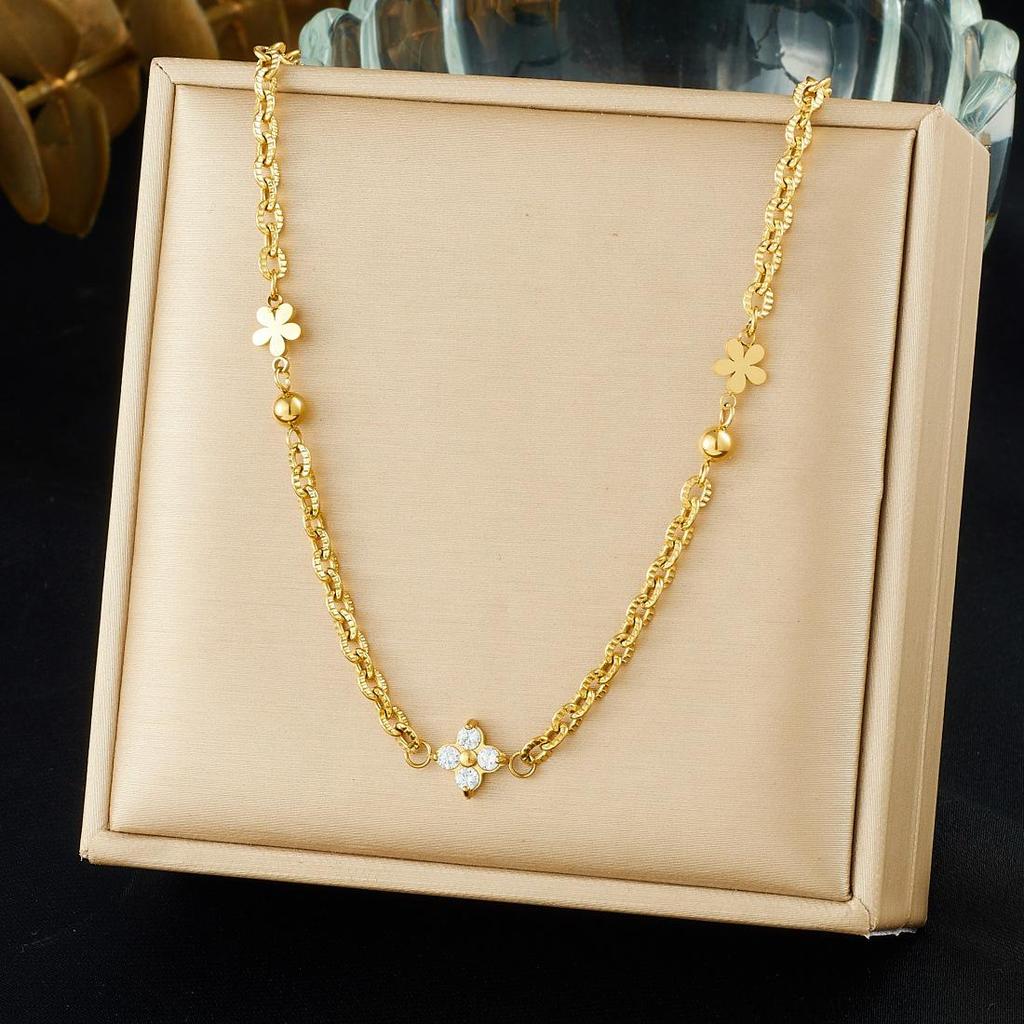 Elegant Gold-Plated Rhinestone Flower Chain Set with Irregular Patchwork Design