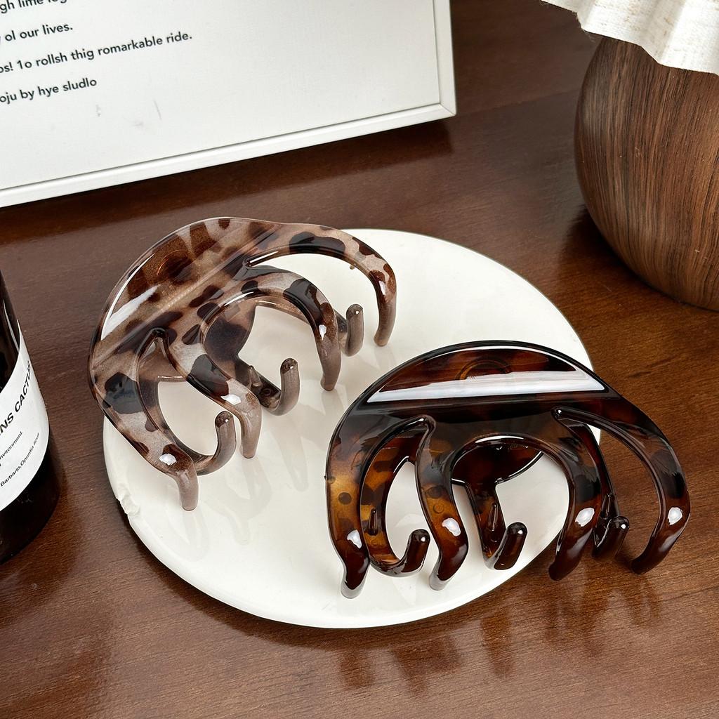 Fashionable Large Hair Clip For Women Durable Claw Clip Perfect For Everyday Use