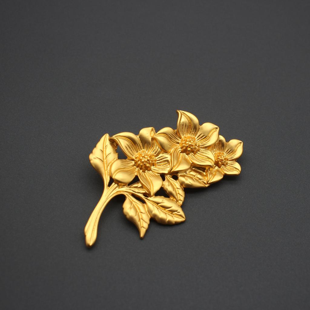 Medieval Jewelry Matte Real Gold Electroplating Brooch Earrings Set Qingdao Design Light Luxury High-End Earrings