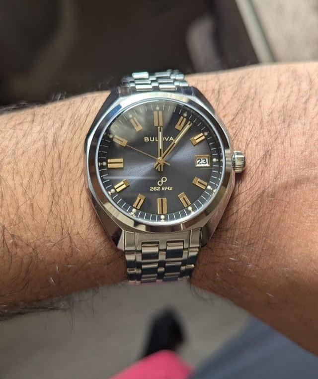 BULOVA Jet Star 262kHz Precisionist Quartz 40mm Men’s Watch 96B415