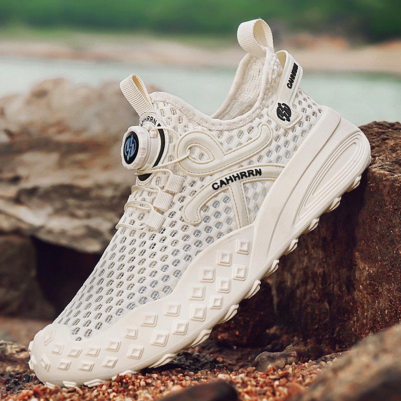 

Вращающаяся кнопка маленькие белые туфли сетка мужские туфли летние тонкие спортивные полые одинарная сетка туфли мужские большая сетка спортивная обувь 39