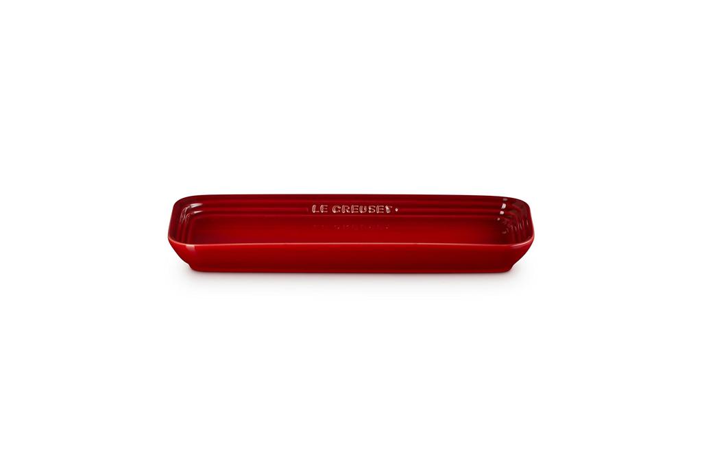 Le Creuset Léger Rectangular Plate, 25cm, Cherry Red, Heat and Cold Resistant, Microwave, Oven, and Dishwasher Safe, Ideal for Grilled Fish and