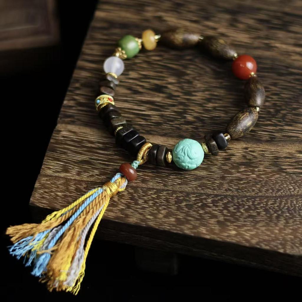 Darakan Agarwood Irregular Bead Bracelet - Scented Buddhist Beads for Men & Women