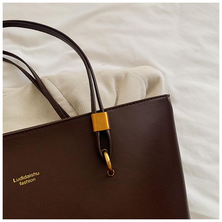 Vintage Large-Capacity Women's Tote Bag 2026 – High-Quality, Fashionable Single Shoulder Bag