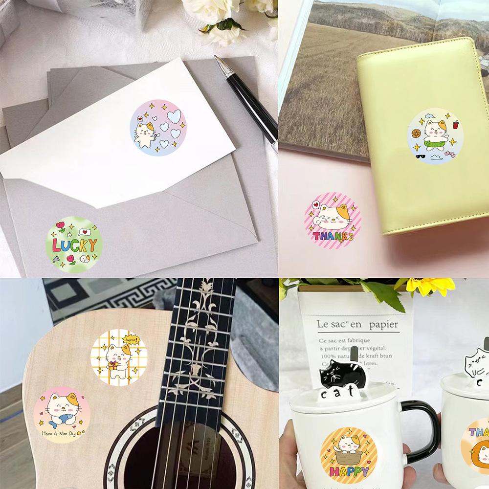 500 Pictures/roll Roll Stickers Tape Cute Kitten Handbook Material Decorative Envelope Seal Stickers