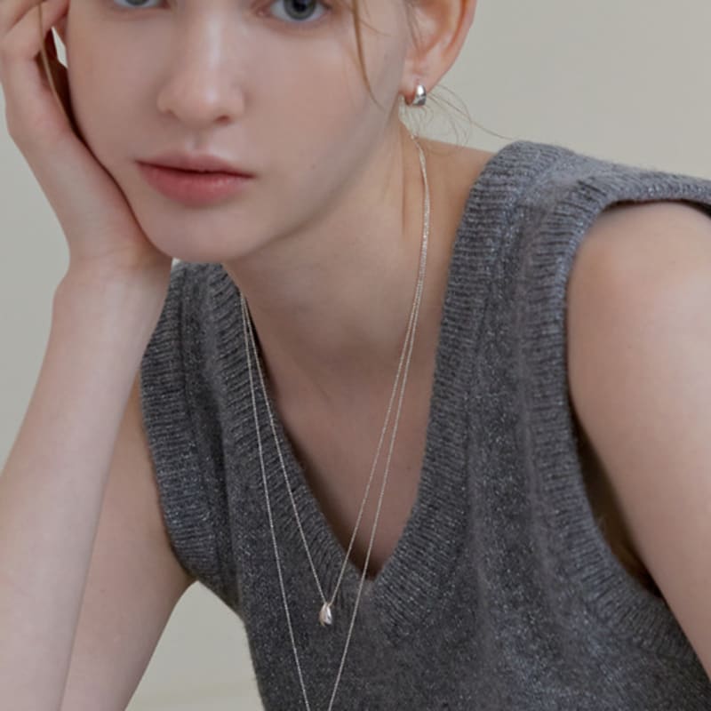 Life Teardrop long necklace