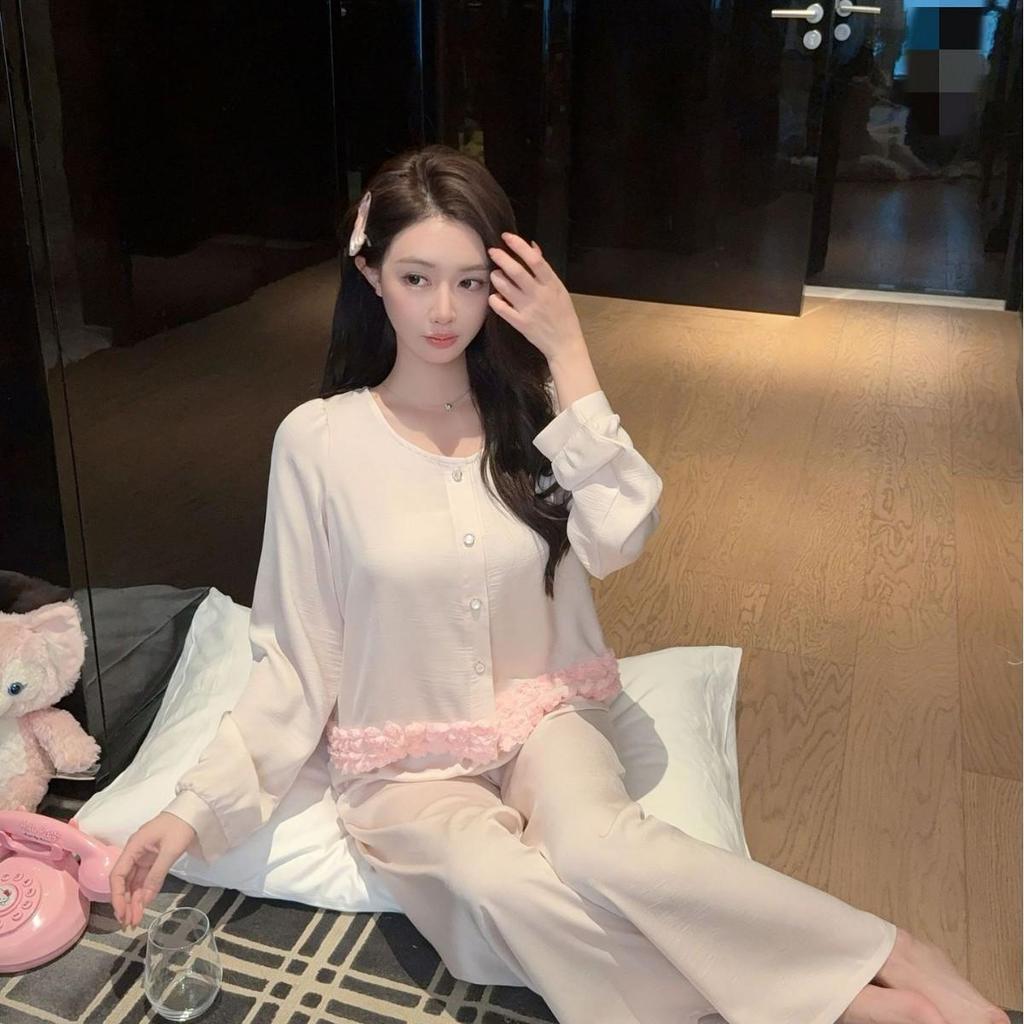 Women's Pink Floral Ice Silk Pajama Set for Fall/Winter - Sweet, Cute, and Suitable for Outdoors.