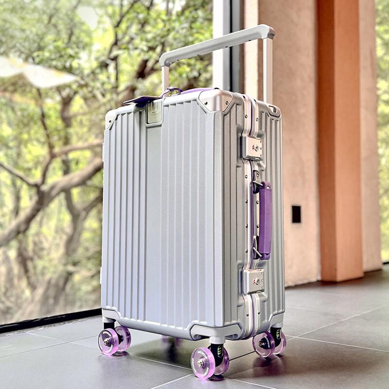 Li Shen Kuan Hardside Carry-on Luggage