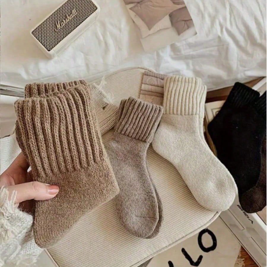 5pairs Women Winter Socks Warm Thick Knit Soft Vintage Casual Crew Socks Fuzzy Socks Knitted Socks For Women