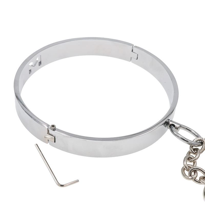 Metal Collar Sexy Toys with Traction Chain Bracelet Men and Women Alternative Adult Toy Props Passion
