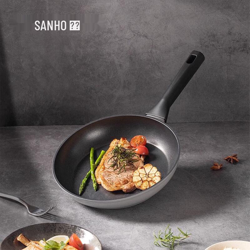 

Sanhe 24cm Flat-Bottom Frying Pan