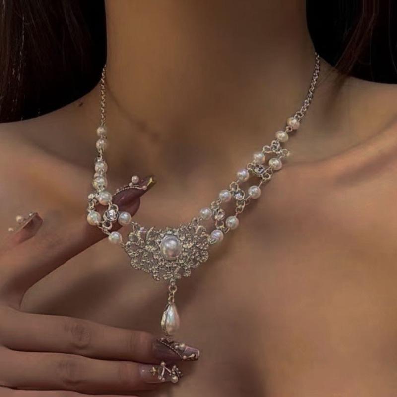 Meier Pearl teardrop necklace - princess court style choker with diamond-accented zircon