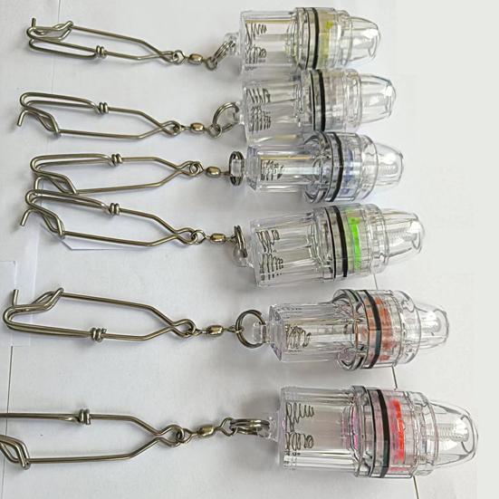 Fish Attraction Light Waterproof with Buckle Portable High Brightness Submersible Mini Deep Sea Underwater LED Lure Gathering Lamp for Outdoor Fishing
