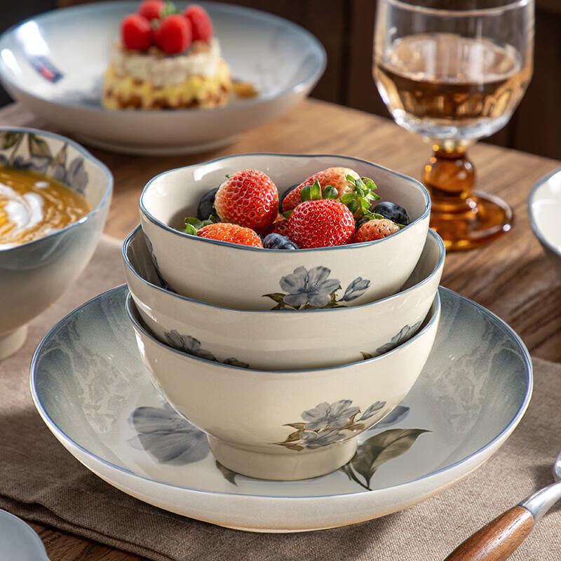 Zestaw ceramicznej zastawy stołowej Haoaijia