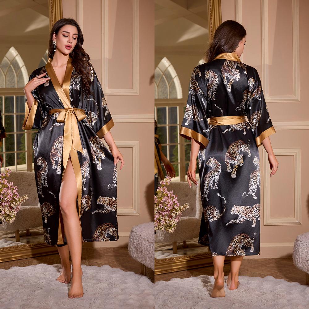 Female Long Robe Loungewear Elegant Chinese Style Kimono Bathrobe Gown Negligee New Silky Satin Sleepwear Nightgown Loose Pajama
