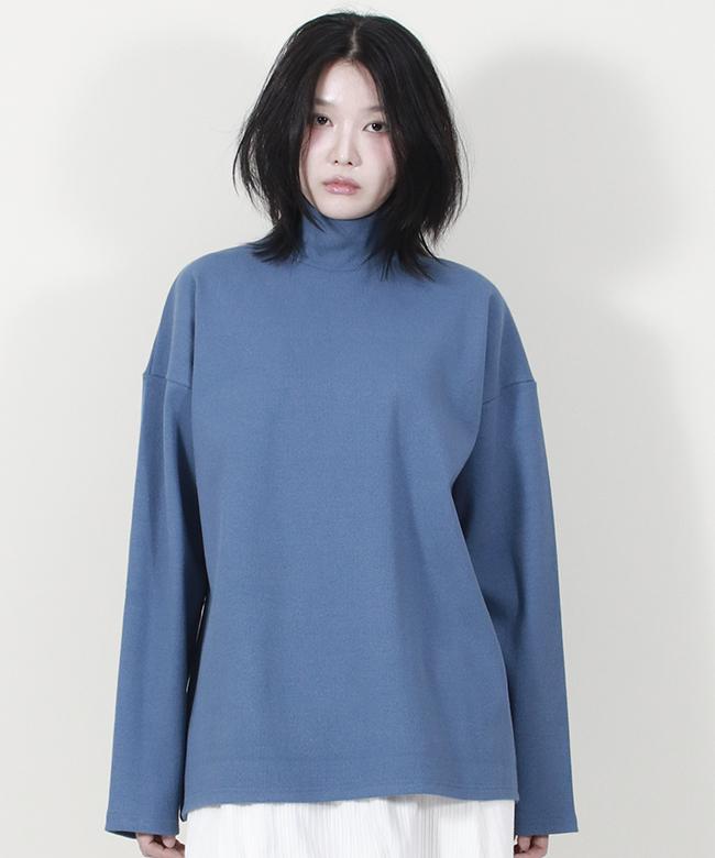 Deumakeu Mock Neckline Boxy Fit T-Shirt Blue