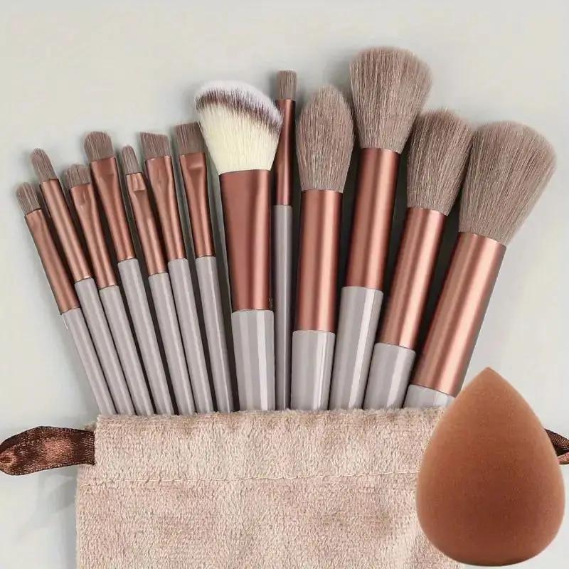 Sada štětců na make-up Měkké Nadýchané Profesionální Kosmetické Štětce na Podkladový krém Pudr Oční stíny Kabuki Blendovací Štětec na Make-up Kosmetický Nástroj Make-up