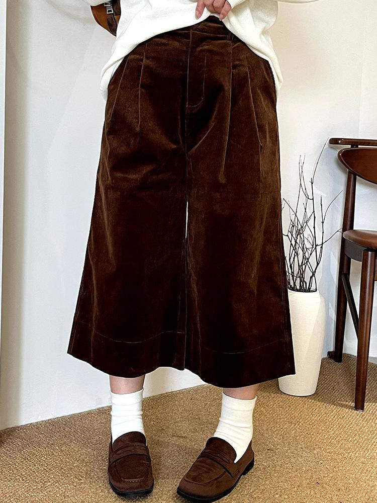 

Free Shipping: Winter 2025 Plus Size Women s Casual Wide-Leg Corduroy Cropped Pants XXXXL (180-200 lbs)